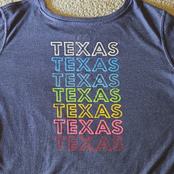 Texas Graphic Bundle of 2 Long Sleeve Curved Hem Pocket T-shirts - Picture 10 of 16